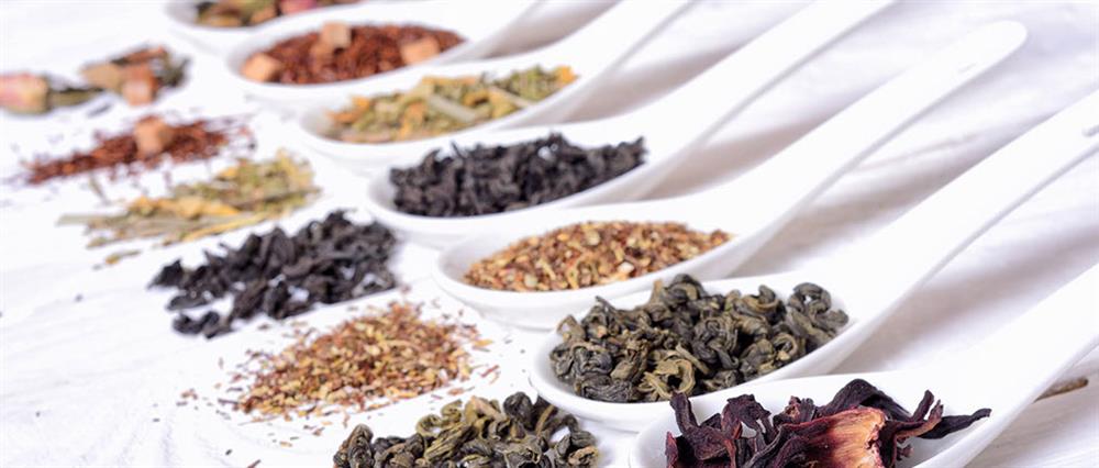 thé et des infusions en feuilles